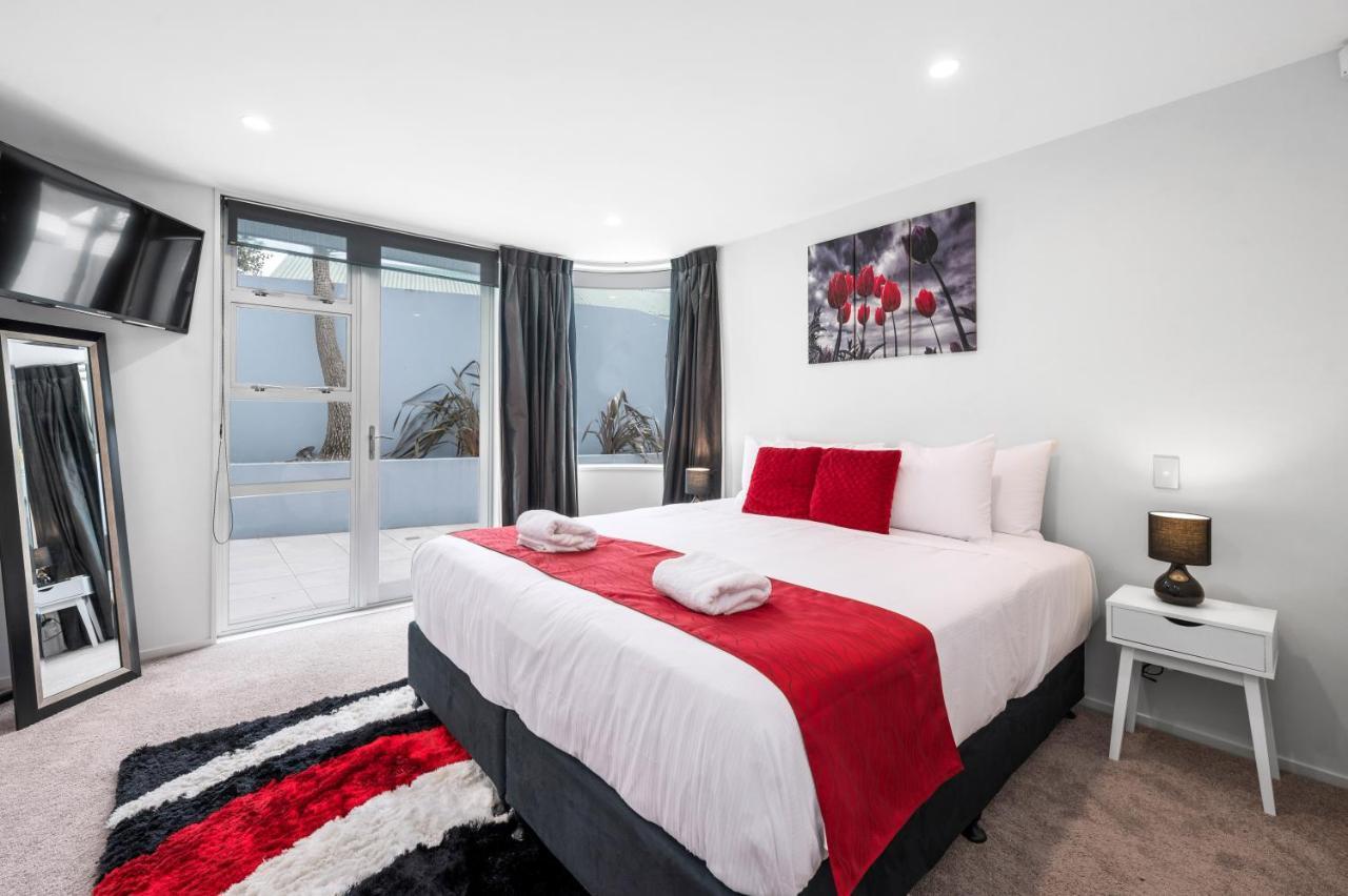 Lakeside Apartment Waimahana 1 Taupo Bagian luar foto