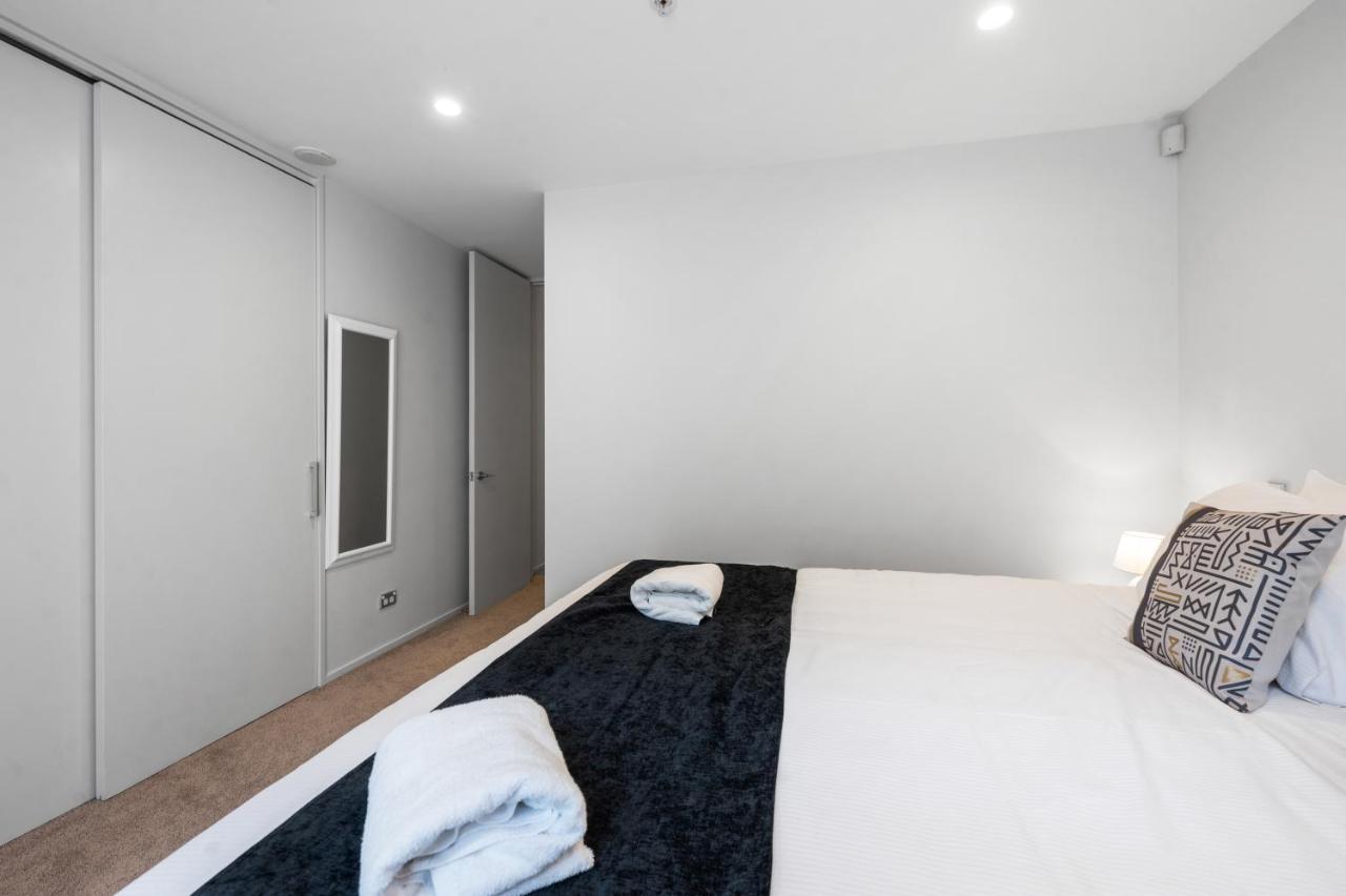 Lakeside Apartment Waimahana 1 Taupo Bagian luar foto